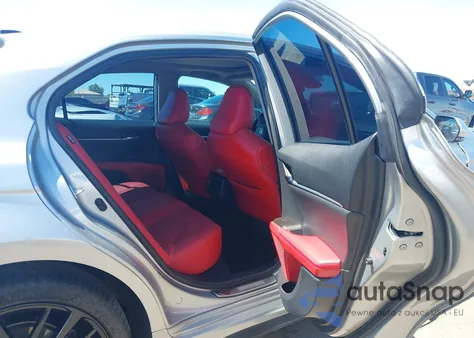 2021 Toyota Camry Xse V6 z USA, uszkodzony, nr VIN 4T1KZ1AK9MU052337